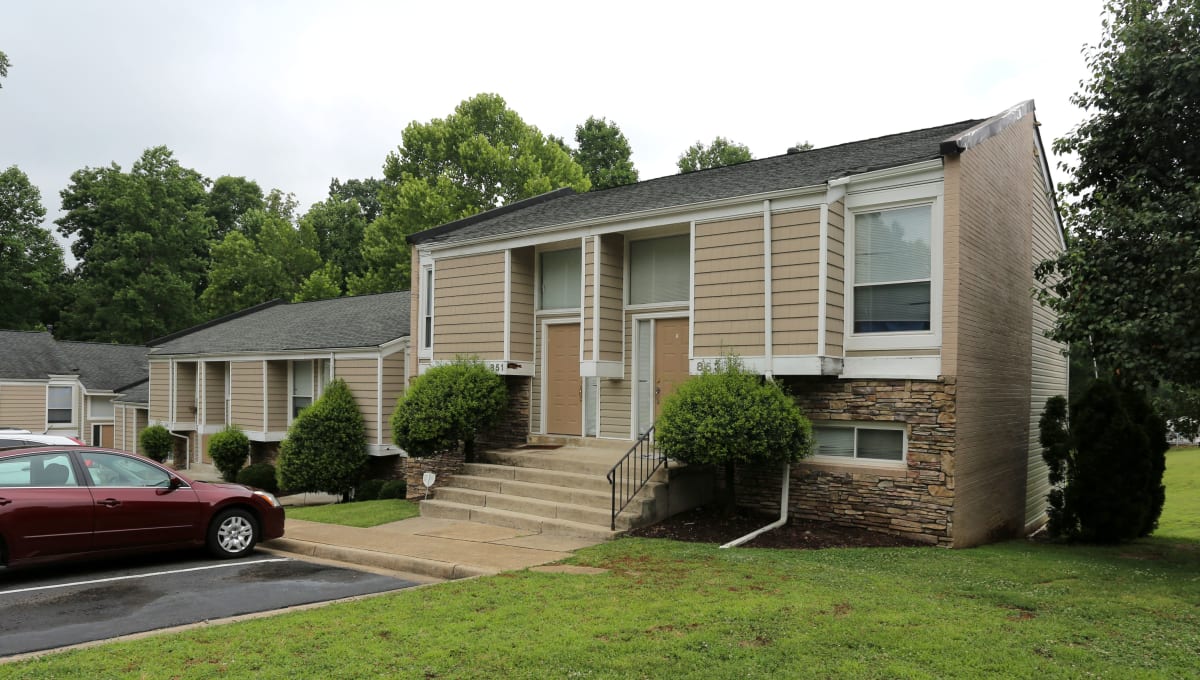 Photos and Video of Jackson Pointe Townhomes in Highland Springs, VA